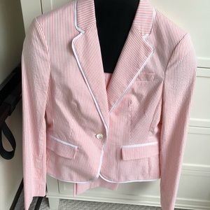 Brooks brothers woman’s coral seersucker suit